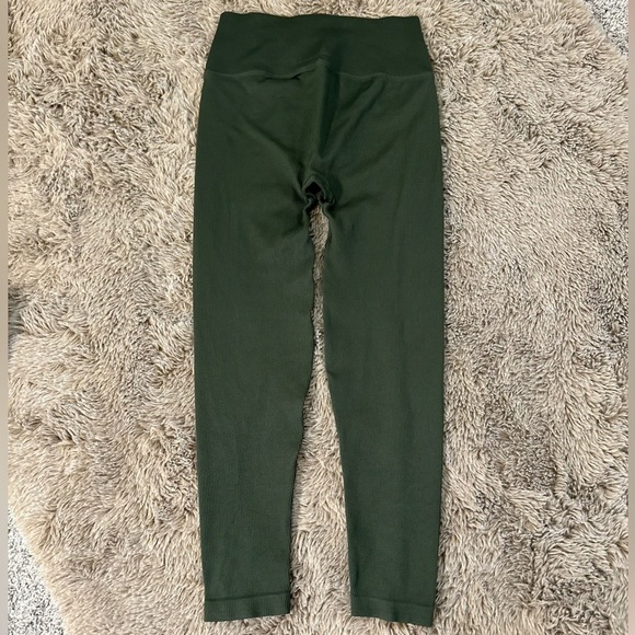 Victoria’s Secret Seamless Leggings - Picture 6 of 9